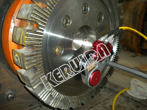 科瑞達(dá)液壓扳手在冶金行業(yè)中的應(yīng)用.jpg 科瑞達(dá)液壓扳手在冶金行業(yè)中的應(yīng)用.jpg